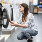Die aktuelle NIQ-Studie zeigt für Deutschland eine hohe Kaufkraft, zugleich aber eine schwache Entwicklung des Nonfood-Handels und eine anhaltende Zurückhaltung bei nicht notwendigen Anschaffungen.
