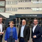Auf der EK LIVE Herbstmesse 2026 präsentierten (v. l. n. r.) André Babenhauserheide (General Manager EK Home Baby & Toys, EK Retail), Susanne Heiduczek (General Manager EK Home Housewares, EK Retail), Jochen Pohle (Chief Retail Officer (CRO), EK Retail) und Martin Wolf (General Manager EK Home Electrical Appliances, EK Retail) die aktuellen Entwicklungen, strategischen Schwerpunkte und Markttrends der EK Home Business Units.