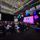 Beim NIQ Business Breakfast auf der IFA 2026 standen die Veränderungen der Customer Journey im Mittelpunkt. KI-Suche, Marktplätze, Social Commerce und Refurbished-Angebote erweitern die Zahl der relevanten Kontaktpunkte für Hersteller und Handel. Fotos: G. Wagner