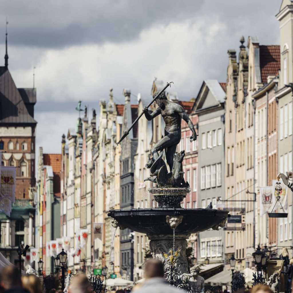 Die Touren führten die Teilnehmer auch durch die schöne Altstadt von Danzig. Foto: Wertgarantie / Kevin Münkel