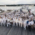 Die Teilnehmer der Profitour auf dem Weg zur Abendveranstaltung. Foto: Wertgarantie / Kevin Münkel