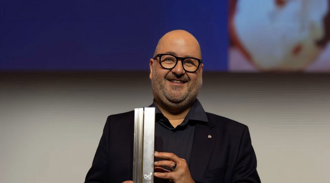 Michael Schuld, Chief Commercial & Marketing Officer von MediaMarktSaturn, wurde bei der dreizehnten CMO Award Night in München als „CMO of the Year“ 2026 gewürdigt.
