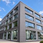 Fakir Hausgeräte hat seine deutsche Firmenzentrale in das Bürogebäude Valley One24 in Stuttgart verlegt und nutzt dort 415 Quadratmeter Bürofläche.