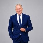 Michael Grabaum tritt zum 30. Oktober 2026 in den Ruhestand. Seine Tochter Caroline Unold übernimmt sein Aufgabengebiet im Vertrieb der Unold AG. Foto: Unold