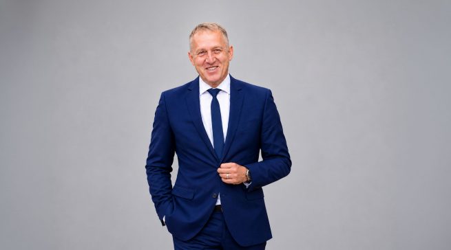 Michael Grabaum tritt zum 30. Oktober 2026 in den Ruhestand. Seine Tochter Caroline Unold übernimmt sein Aufgabengebiet im Vertrieb der Unold AG. Foto: Unold
