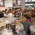 Sternekoch Alfons Schuhbeck lockte die Euronicer an den Siemens-Stand. Euronics-2016-22