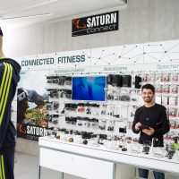 Gemacht für eine neue Konsumentengeneration: Bei der Entwicklung des digitalen Lifestyle-Stores hat sich Saturn von den Bedürfnissen und Vorstellungen der Digital Natives inspirieren lassen. Gemacht für eine neue Konsumentengeneration: Bei der Entwicklung des digitalen Lifestyle-Stores hat sich Saturn von den Bedürfnissen und Vorstellungen der Digital Naitives inspirieren lassen.