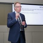 Volker Klodwig, Vertriebschef Europa der BSH Hausgeräte GmbH: „Der Konsument 2020 will ein konsistentes Markenerlebnis über alle Berührungspunkte hinweg.“ TTC-Muenchen-01