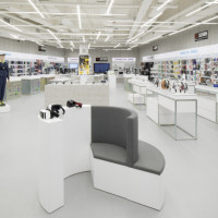 Musterbeispiel für die Digitalisierung des stationären Handels: Saturn Connect in Köln. Musterbeispiel für die Digitalisierung des stationären Handels: Saturn Connect in Köln.