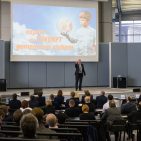 Volker Müller, Vorsitzender des expert Vorstandes: „Vielfältige positive Impulse werden dafür sorgen, dass wir in Zukunft weiterhin erfolgreich sein werden.“ expert-02-Volker-Mueller