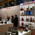 Von Kaffee bis Kochen: KitchenAid hat jede Menge Neuheiten im HEPT-Tourgepäck.