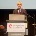 Dipl. Ing. Stefan Veitel, Geschäftsführer der Großhandlung Gautzsch in Münster, begrüßte als Aufsichtsratsvorsitzender der e-masters GmbH & Co. KG, die anwesenden stillen Gesellschafter der Verbundgruppe.