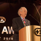 Reiste extra zur Preisverleihung aus Hong Kong an: Der Senior-Chef von Carrera Rick Weil.