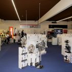 Ein Blick in den Ausstellungsraum an der Clevischen Straße. Ein Blick in den Ausstellungsraum an der Clevischen Straße.