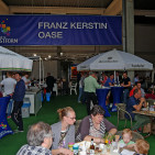 Mit westfälischen Köstlichkeiten wie auch einem leckeren Smoothie wurden die Besucher der Hausmesse verwöhnt. Mit westfälischen Köstlichkeiten wie auch einem leckeren Smoothie wurden die Besucher der Hausmesse verwöhnt.