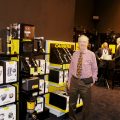 Extra zur IFA aus Hong Kong angereist: Rick Weil, der Senior von Carrera. Extra zur IFA aus Hong Kong angereist: Rick Weil, der Senior von Carrera.
