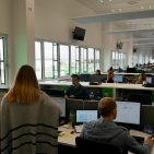 Die hellen und modernen Büroräume bieten noch viel Platz für zukünftige Mitarbeiter. Die hellen und modernen Büroräume bieten noch viel Platz für zukünftige Mitarbeiter.