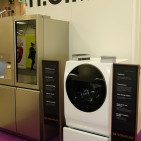 Wenn Waschmaschinen zum Designobjekt werden: LG Signature. Wenn Waschmaschinen zum Designobjekt werden: LG Signature.