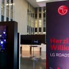 Willkommen zur LG Roadshow 2017. Willkommen zur LG Roadshow 2017.