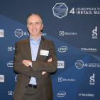 Chris Bücker, Gründer und Organisator, lud zum 4. TCG Retail Summit nach Berlin.