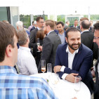 Handel, Kooperationen, politische Prominenz und Mitarbeiter: Rund 200 Gäste kamen zur Showroom-Eröffnung.