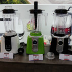 Ein optisches Hingucker in Grün: Der Rommelsbacher Hochleitungsmixer MXH 1510. Ambiente_2016---05