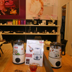 Bei Petra Electric stand der Wasser- und Teezubreiter PureTea mit seiner Induktionstechnologie im Vordergrund. Ambiente_2016---18