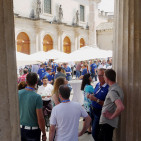 Kaffeepause bei herrlichem Sonnenschein. Seit fünf Jahren ist das Pueblo Espanol Tagungsort jeder Euronics Summer Convention. ESC - Abendsause