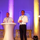 Thilo Dröge (li.) und Johannes Schulze von Wertgarantie: „Unsere Kunden lieben Sicherheit – und weil wir unsere Kunden lieben, geben wir ihnen Sicherheit.“ ESC - Wertgarantie