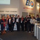 Vollkommen zufrieden: Die Gewinner, Jury-Mitglieder und Sponsoren des Food Blooger Award.