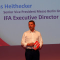 IFA-Direktor Jens Heithecker begrüßte über 320 Journalisten zu den IFA Innovations Media Briefing (IFA IMB) und macht deutlich: „Die IFA beweist einmal mehr, dass sie das unangefochtene Trendbarometer für Produkteinführungen und -Innovationen ist."