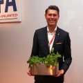 Ganzer Stolz von Martin Ludwig und wahrlich in echtes IFA IMB-Highlight: Der Kräutergarten Ambient von WMF für die Küchenarbeitsplatte. Ganzer Stolz von Martin Ludwig und wahrlich in echtes IFA IMB-Highlight: Der Kräutergarten Ambient von WMF für die Küchenarbeitsplatte.