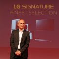 LG hatte über das Thema Signature hinaus noch weit mehr zu bieten. So auch einen Saugroboter. Dazu Home Appliance Chef Zdravko Bojcic: „ Der neue Hombot ist nicht weniger als „ein Meisterstück der Technik.“ LG hatte über das Thema Signature hinaus noch weit mehr zu bieten. So auch einen Saugroboter. Dazu Home Appliance Chef Zdravko Bojcic: „ Der neue Hombot ist nicht weniger als „ein Meisterstück der Technik.“
