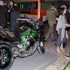Das Siegerprodukt Kawasaki verkörpert perfekt den Anspruch des Plus X Award als größte
Technologie-, Sport und Lifestyle-Prämierung. Plus X - Kawasaki