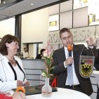 Landrat Dr. Jürgen Ludwig, selbst gebürtig aus Dinkelsbühl, überbrachte die Glückwünsche des Landkreises Ansbach. Rommelsbacher - Landrat