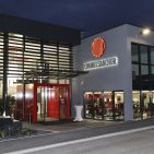 Das „neue“ Rommelsbacher erstrahlt hell bei Nacht. Rommelsbacher - by Night
