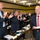 Stehender Applaus für Josef Stoffels Stehender Applaus für Josef Stoffels