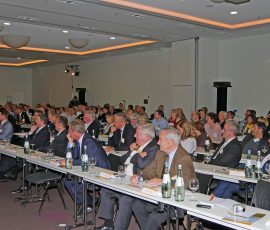 Rund 270 Mitglieder der WIR Initiative kamen zum großen Jahrestreffen nach Berlin. WIR_2015 - 04