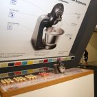 Mit der MUM5 Home Professional von Bosch gelingen kinderleicht süße Leckereien. ifa-2015-11