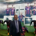 Sportsponsering, so Suehel Semerci Beko Chef Deutschland, hat im Marketingmix von Beko einen hohen Stellenwert. Neben der Sportart Basketball ist Beko auch beim Ausnahmeclub FC Barcelona engagiert. ifa-2015-19