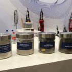 Sebo zeigte auf, dass das Testverfahren für das EU-Label bei Staubsaugern oftmals nichts mit der Realität in einem Haushalt übereinstimmen muss. ifa-2015-31