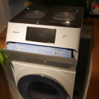 Halle 6.2. - Hisense: Das Triple ist da - Waschmaschine mit 3 Trommeln Halle 6.2. - Hisense: Das Triple ist da - Waschmaschine mit 3 Trommeln