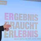 Für den Buchautor und Neuromerchandising-Experten Achim Fringes hat die sinnliche Erfahrung der äußeren Welt direkten Einfluss auf die wahrgenommene Wirklichkeit der Kunden. Für den Buchautor und Neuromerchandising-Experten Achim Fringes hat die sinnliche Erfahrung der äußeren Welt direkten Einfluss auf die wahrgenommene Wirklichkeit der Kunden.