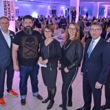 Sorgten für ein inspirierendes Kongresserlebnis (v.li): Horst-Werner Dick, (electroplus Dick, Bad Kreuznach), Lutz Burneleit, (EK-Bereichsleiter comfort), Stefan Denzlinger, (S-Kultur, Ansbach u. Gunzenhausen), Susanne Sorg, (EK-Vorstand), Karen Klessinger, (Creative Director dan pearlman, Berlin), Franz-Josef Hasebrink, (EK-Vorstandsvorsitzender) und Stefan Vogel, (EK-Bereichsleiter Living). Sorgten für ein inspirierendes Kongresserlebnis (v.li): Horst-Werner Dick, (electroplus Dick, Bad Kreuznach), Lutz Burneleit, (EK-Bereichsleiter comfort), Stefan Denzlinger, (S-Kultur, Ansbach u. Gunzenhausen), Susanne Sorg, (EK-Vorstand), Karen Klessinger, (Creative Director dan pearlman, Berlin), Franz-Josef Hasebrink, (EK-Vorstandsvorsitzender) und Stefan Vogel, (EK-Bereichsleiter Living).