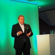 „Das ist kollektiver Wahnsinn, kollektive Wertevernichtung“ resümierte EP-Vorstand Friedrich Sobol zum Thema Black Friday. „Das ist kollektiver Wahnsinn, kollektive Wertevernichtung“ resümierte EP-Vorstand Friedrich Sobol zum Thema Black Friday.