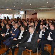Führende Vertreter aus Industrie, Medien und Verbänden ließen es sich nicht nehmen, persönlich den Worten der EP-Vorstände zu lauschen. Führende Vertreter aus Industrie, Medien und Verbänden ließen es sich nicht nehmen, persönlich den Worten der EP-Vorstände zu lauschen.