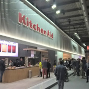 Die Whirlpool-Gruppe präsentierte sich auf 1.700 qm und war damit größter Hausgeräte-Aussteller der Eurocucina. Die Whirlpool-Gruppe präsentierte sich auf 1.700 qm und war damit größter Hausgeräte-Aussteller der Eurocucina.