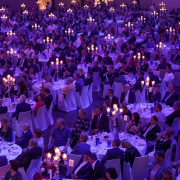 Gala-Abend: Festliches Dinner.