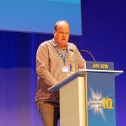 Lars Kronemeyer, Inhaber von Kronemeyer – Digitale Welten in 49828 Neuenhaus beantragte die Entlastung von Aufsichtsrat und Geschäftsführung und leitete danach auch die Wahl zum Aufsichtsrat. Lars Kronemeyer, Inhaber von Kronemeyer – Digitale Welten in 49828 Neuenhaus beantragte die Entlastung von Aufsichtsrat und Geschäftsführung und leitete danach auch die Wahl zum Aufsichtsrat.