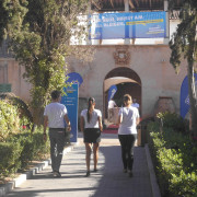 Mediterranes Entree: Auf dem Weg zur Summer Convention. Mediterranes Entree: Auf dem Weg zur Summer Convention.